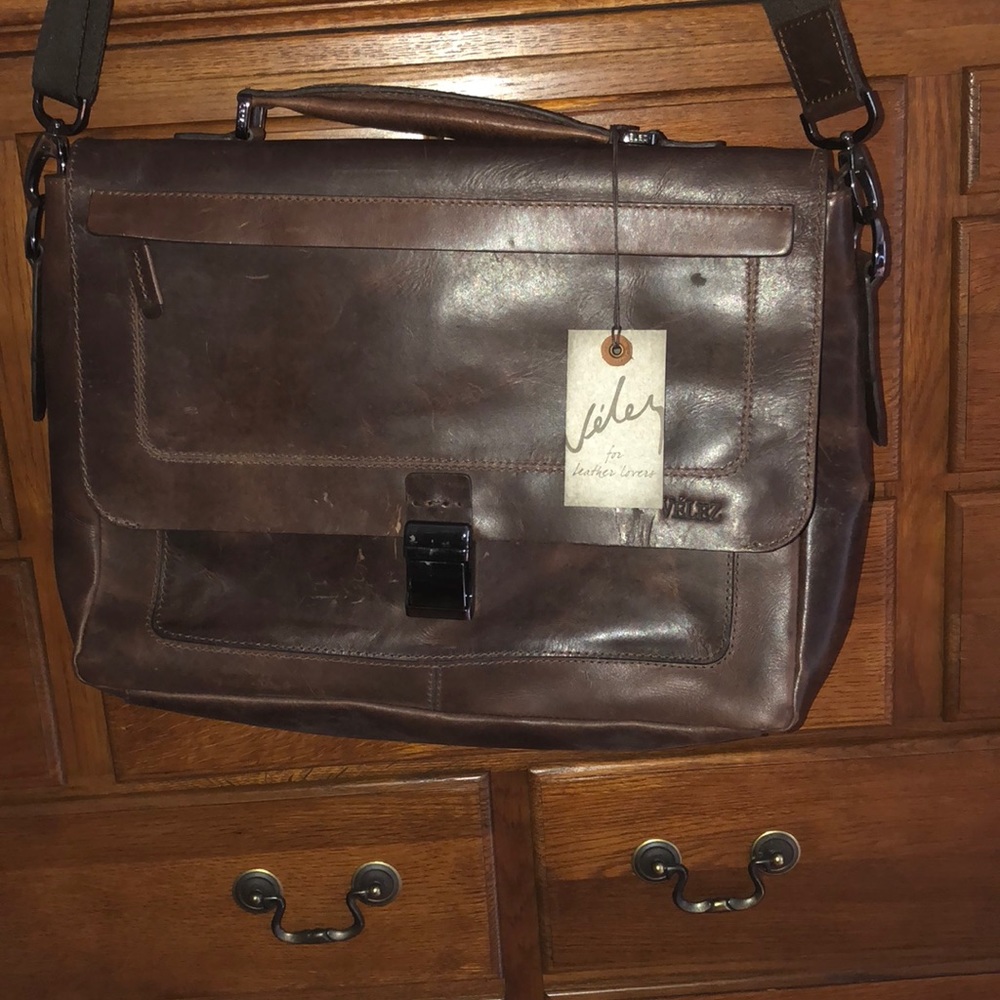 Brown leather laptop messenger